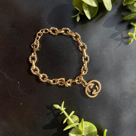 Antique Gold Tribute Luxury Bracelet - Picture 11 of 15